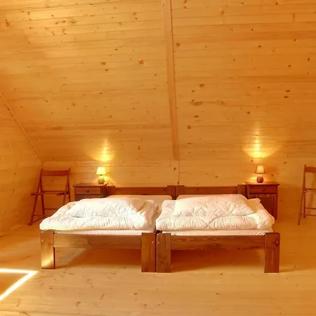 Letniskowe Blekit Lodge *